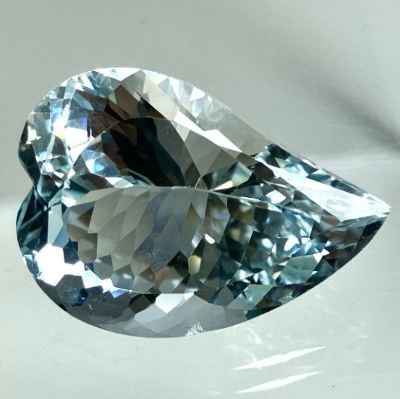 ブルートパーズリング 8.81ct Pt900の買取実績｜色石BANK