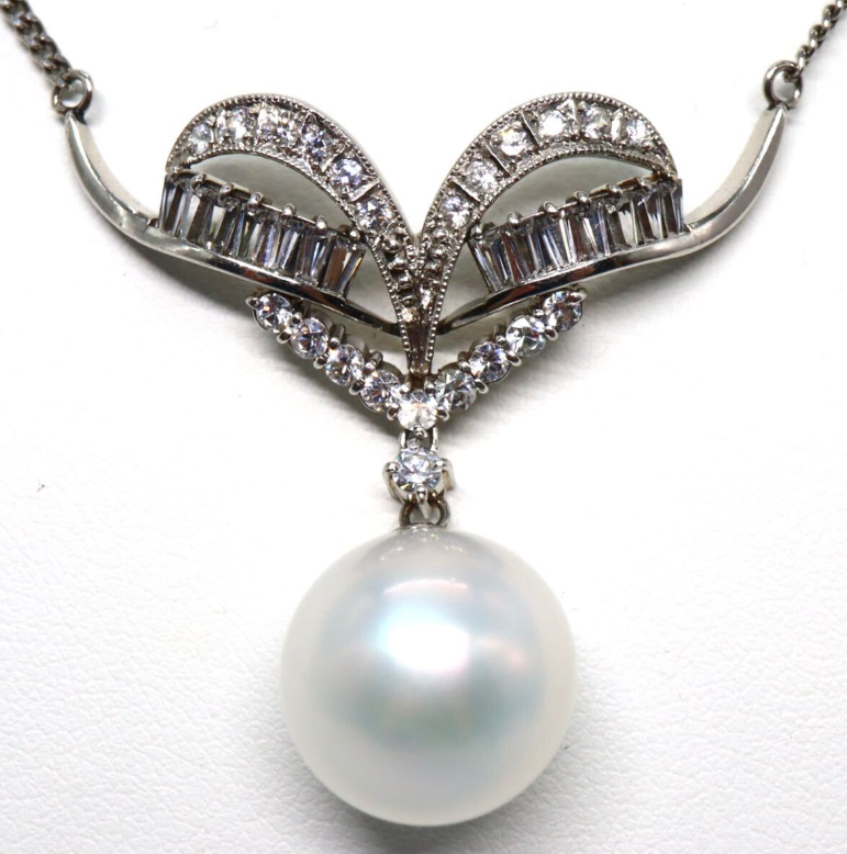 10.0mm 白蝶真珠（ゴールド系）ペンダント | Moon Label - 大月 - 白蝶  