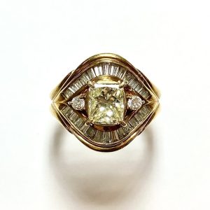 ダイヤ　1.072ct　リング