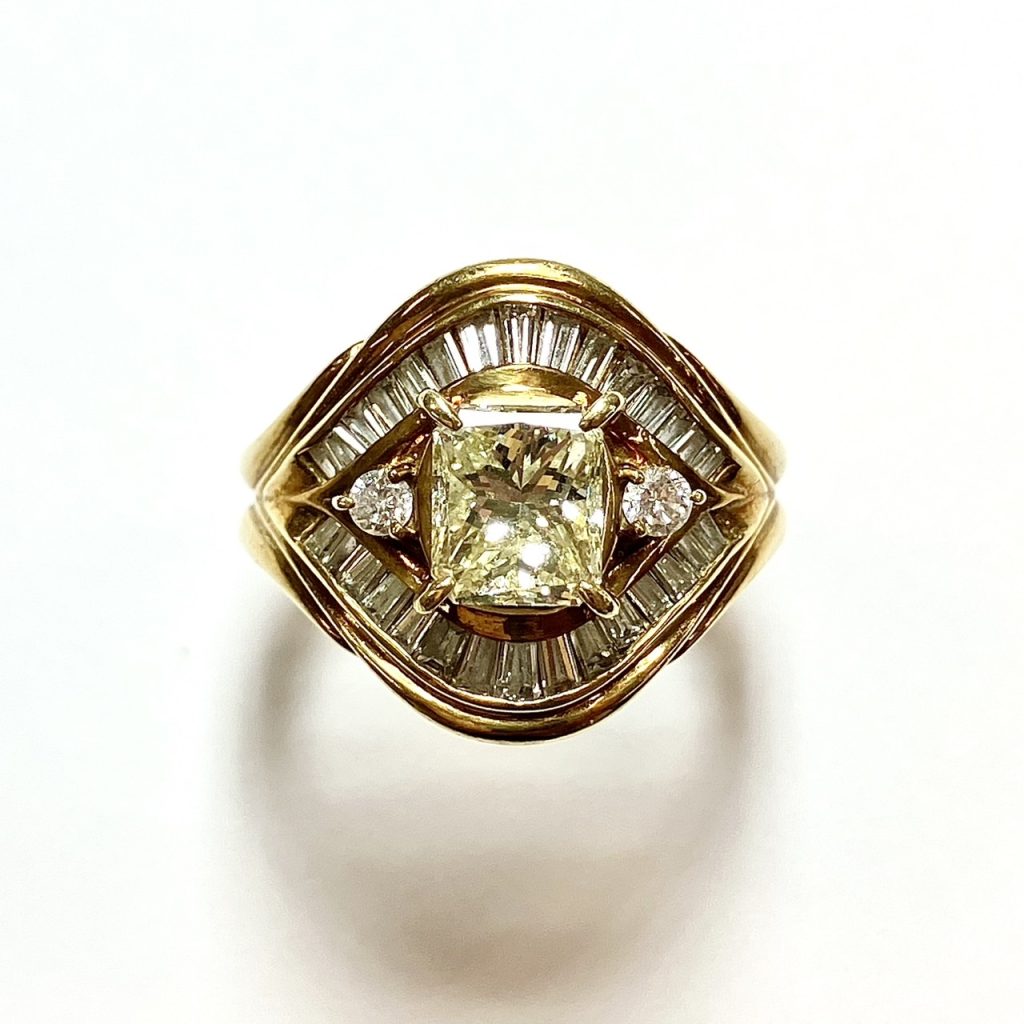 ダイヤ　1.072ct　リング