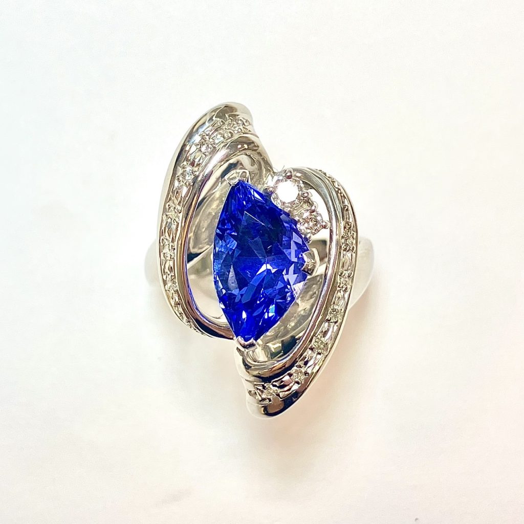 タンザナイト　3.7ct　リング