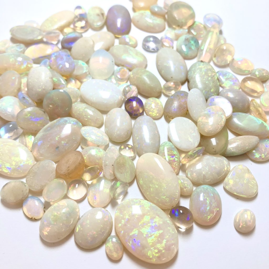 オパールまとめ　259.25ct