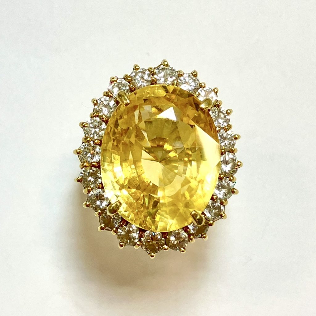 サファイア　34.06ct　リング