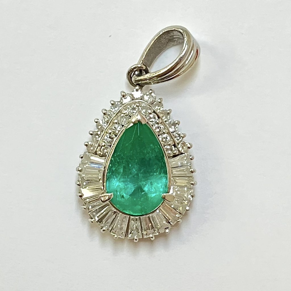 エメラルド 1.72ct ネックレストップ