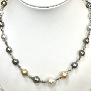 パール　ネックレス　マルチカラー