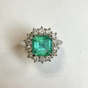 エメラルド　2.11ct　リング