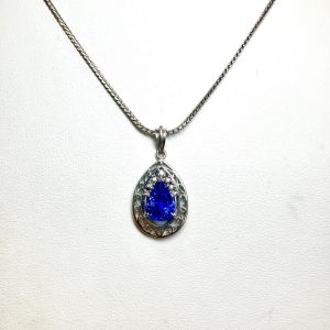 サファイア　3.8ct　ネックレス