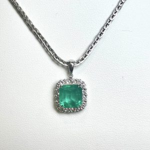 エメラルド　4.43ct　ネックレス