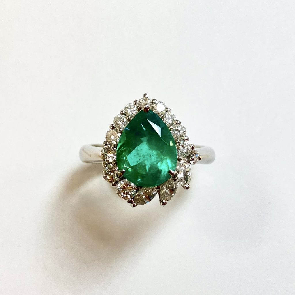 エメラルド　2.05ct　リング