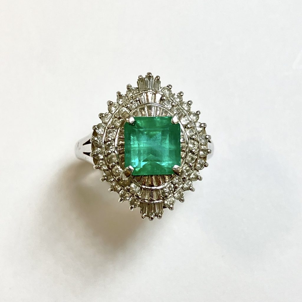 エメラルド　1.4ct　リング