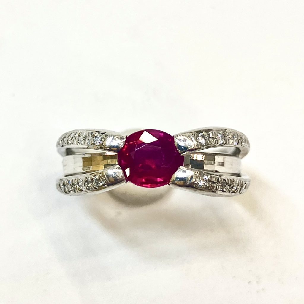 ルビー　1.14ct　リング