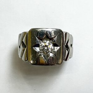 ダイヤ　1.013ct　リング