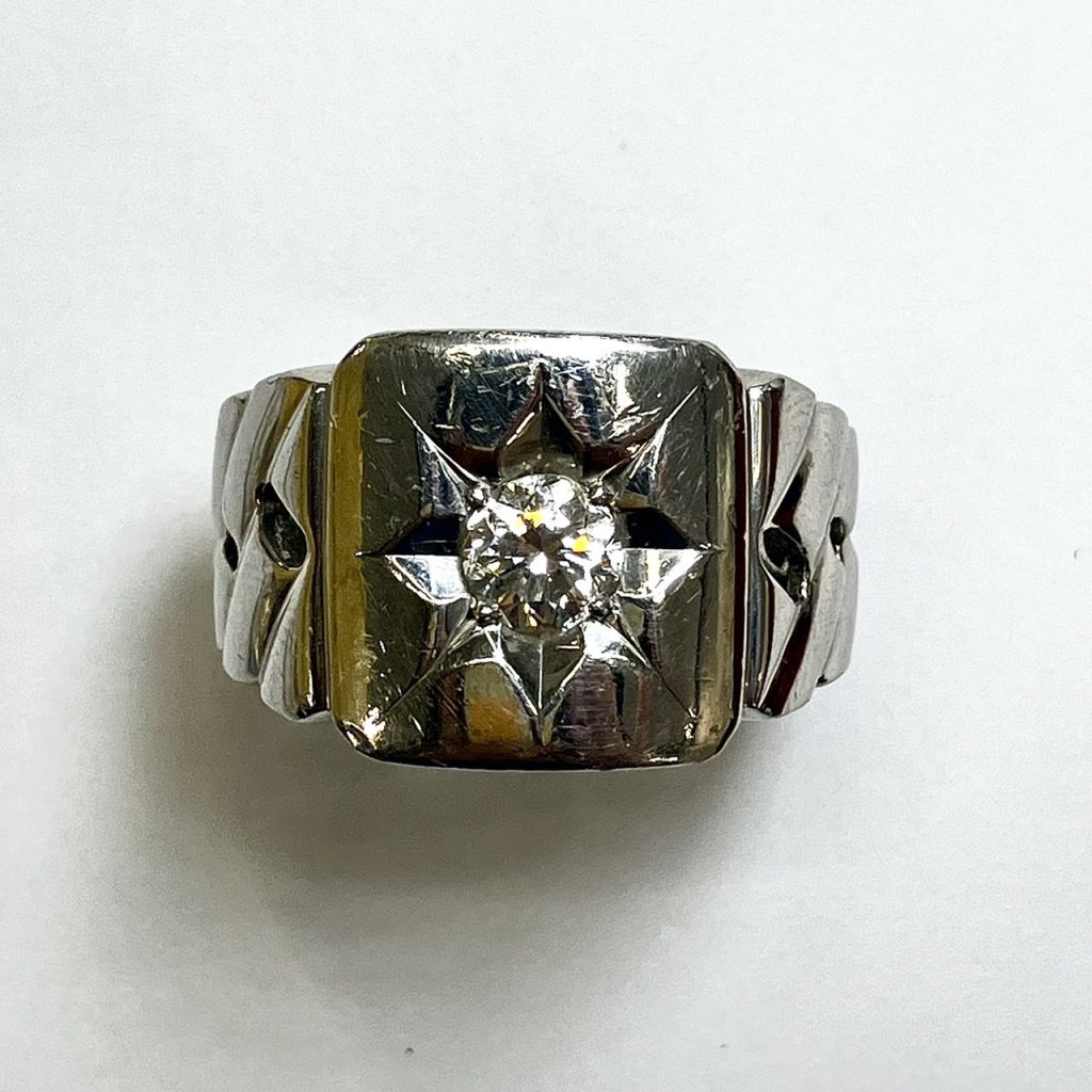 ダイヤ　1.013ct　リング