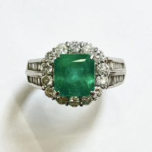 エメラルド　2.59ct　リング