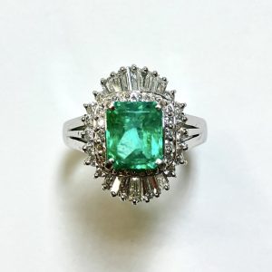 エメラルド　1.48ct　リング