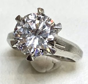 ダイヤモンド　3.654ct　リング