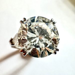 ダイヤモンド　5.017ct　リング