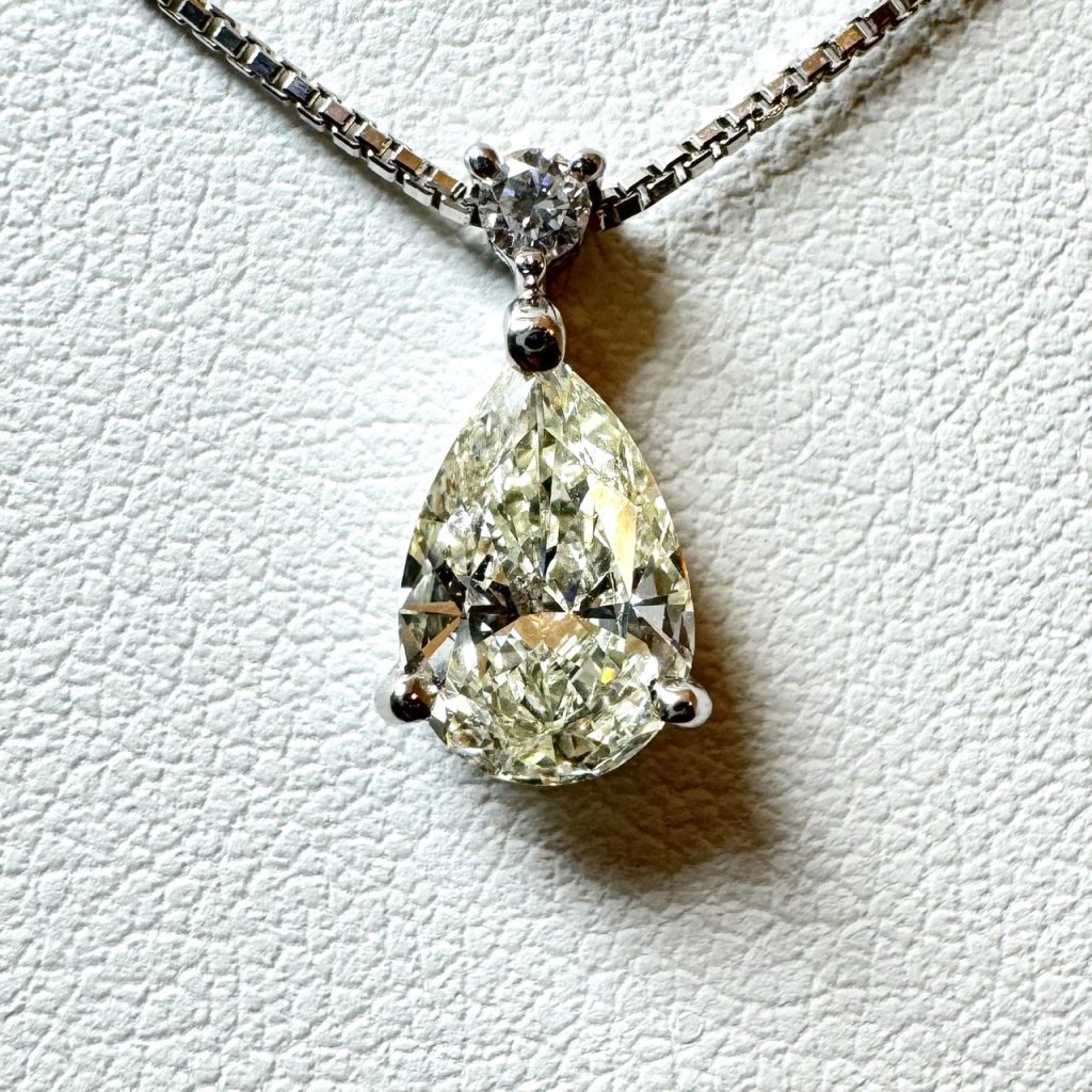 ダイヤモンド　1.035ct　ネックレス