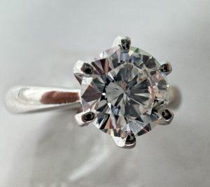 ダイヤモンド　1.01ct　リング
