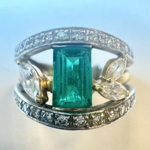 エメラルド　1.25ct　リング