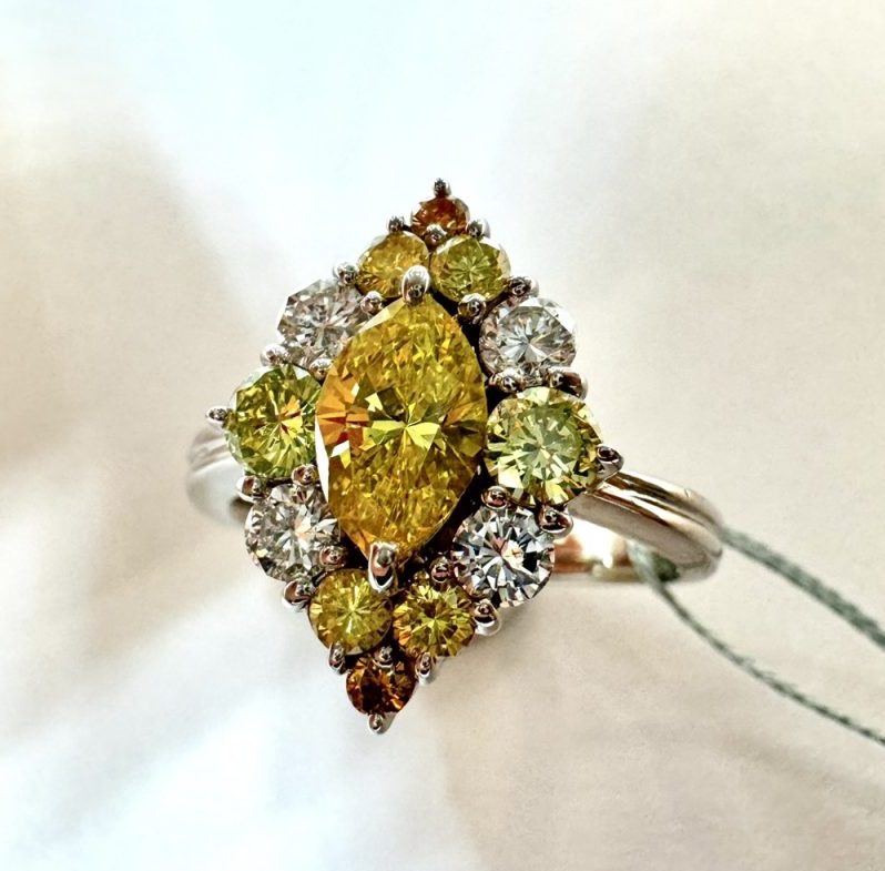 ダイヤモンド　1.31ct　リング