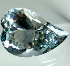 ブルートパーズ