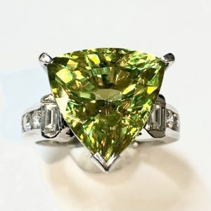 スフェーン　9.15ct　リング