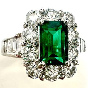 エメラルド　1.06ct　リング