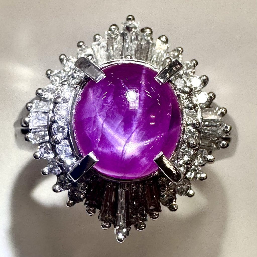 スタールビー　2.82ct　リング