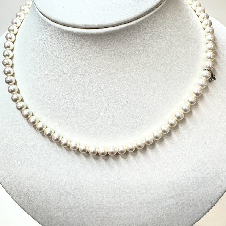 ミキモト　パールネックレス