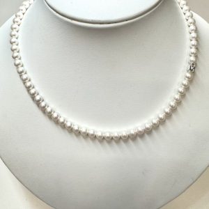 ミキモト　パールネックレス