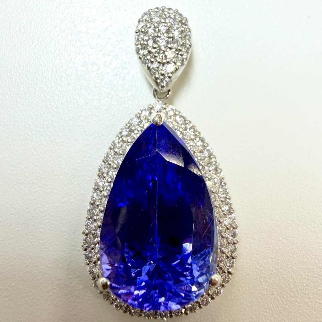 タンザナイト　9.36ct　NCトップ