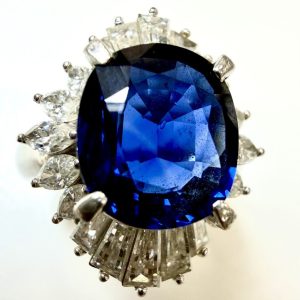 サファイア　3.35ct　リング