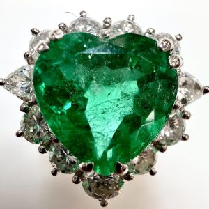 エメラルド　2.68ct　リング