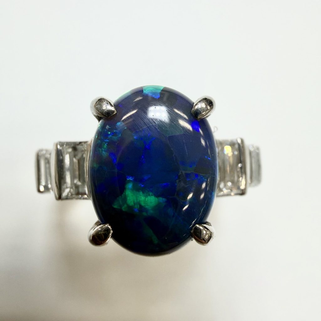 ブラックオパール　2.26ct　リング