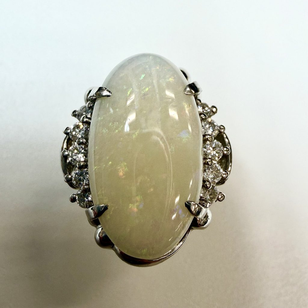 オパール　4ct　リング