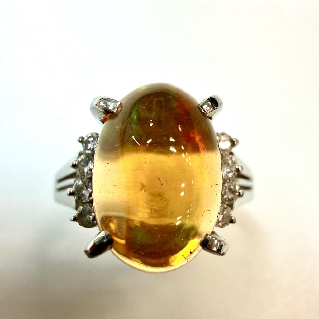 ファイアオパール　2.51ct　リング