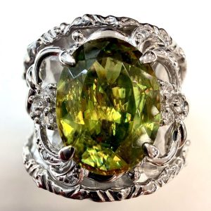 スフェーン　5.9ct　リング