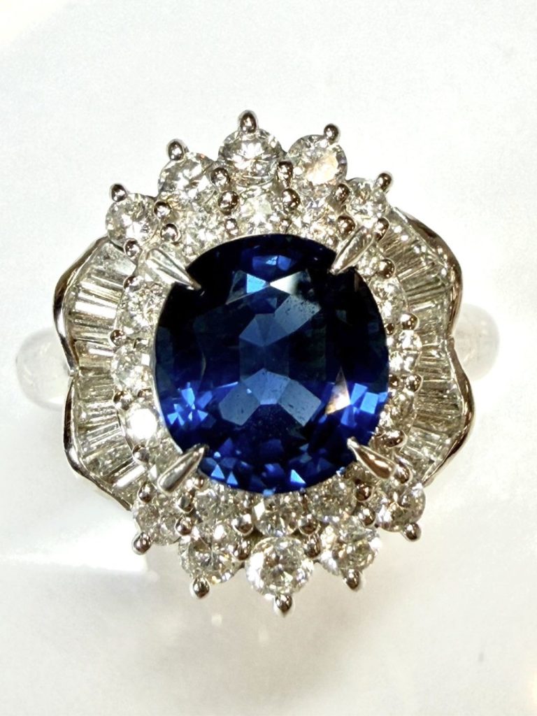 サファイア　3.19ct　リング