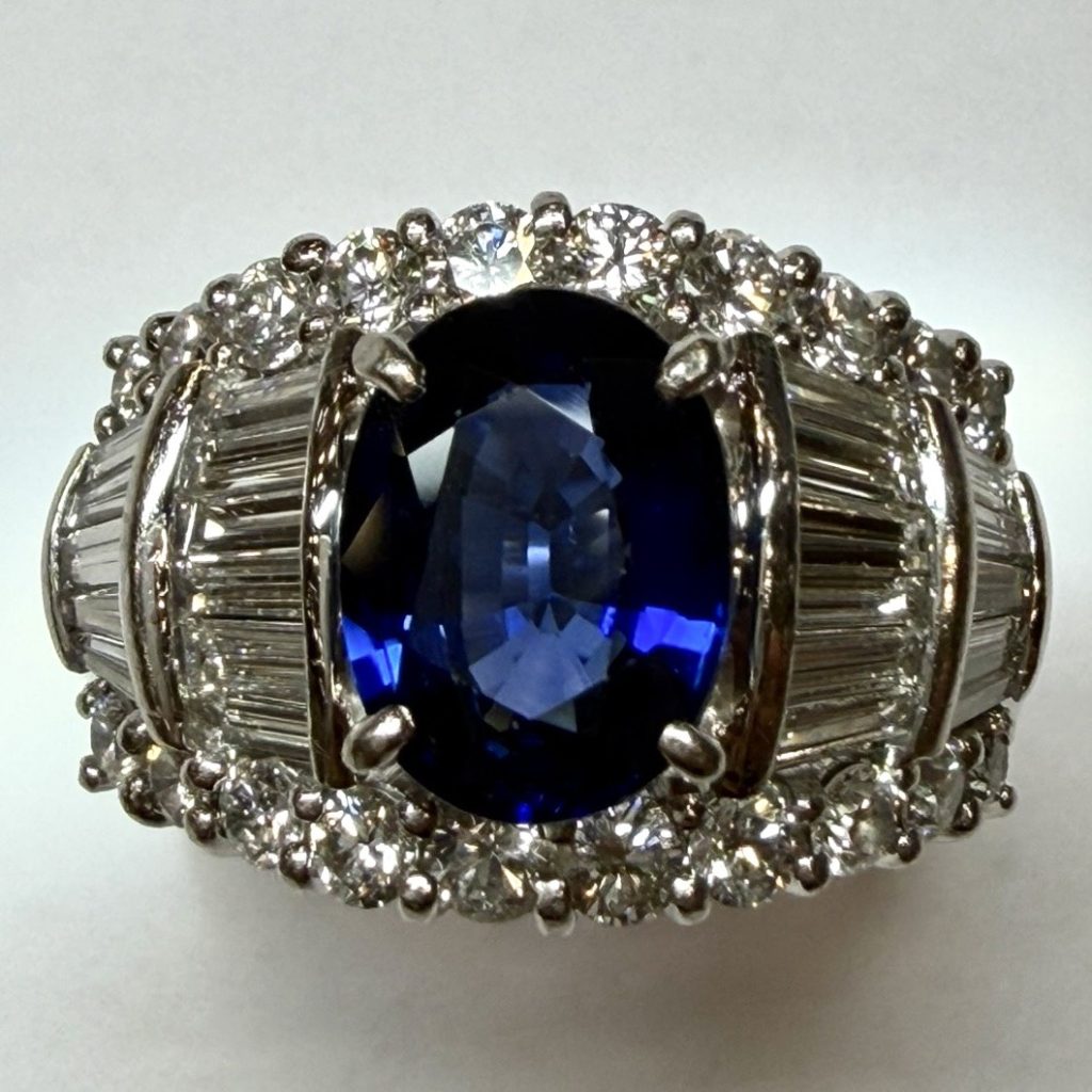 サファイア　2.92ct　リング